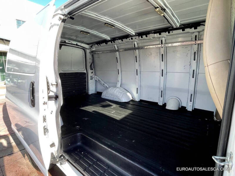 2017 Chevrolet Express 2500