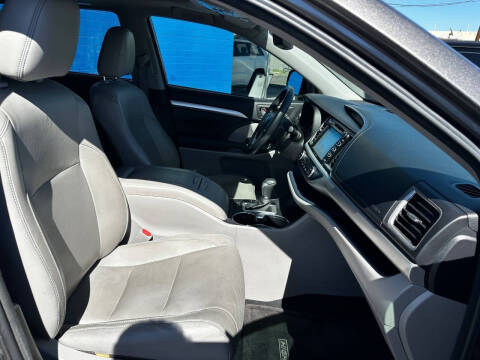 2017 Toyota Highlander XLE