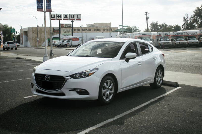 2017 Mazda MAZDA3 Sport