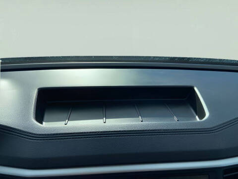 2022 Volkswagen Atlas Cross Sport SE 4Motion