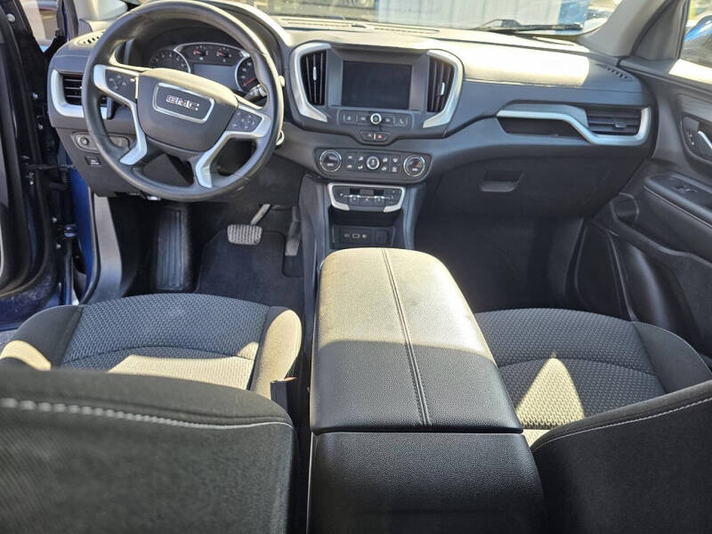 2022 GMC Terrain SLE