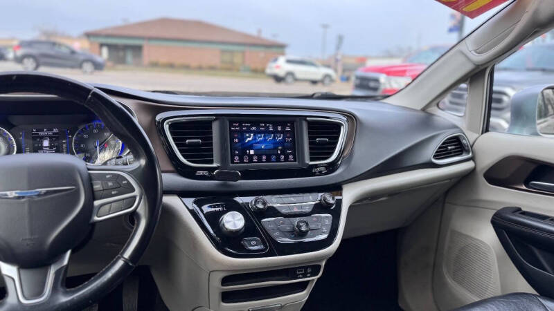 2018 Chrysler Pacifica Touring L