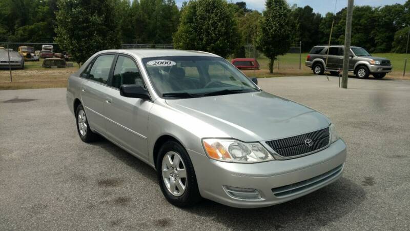 2000 Toyota Avalon for sale at Kelly & Kelly Supermarket of Cars in Fayetteville NC