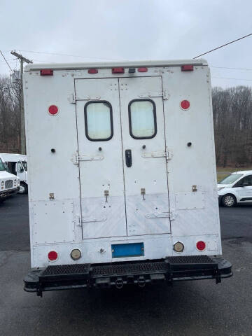 2010 Freightliner MT45 Chassis