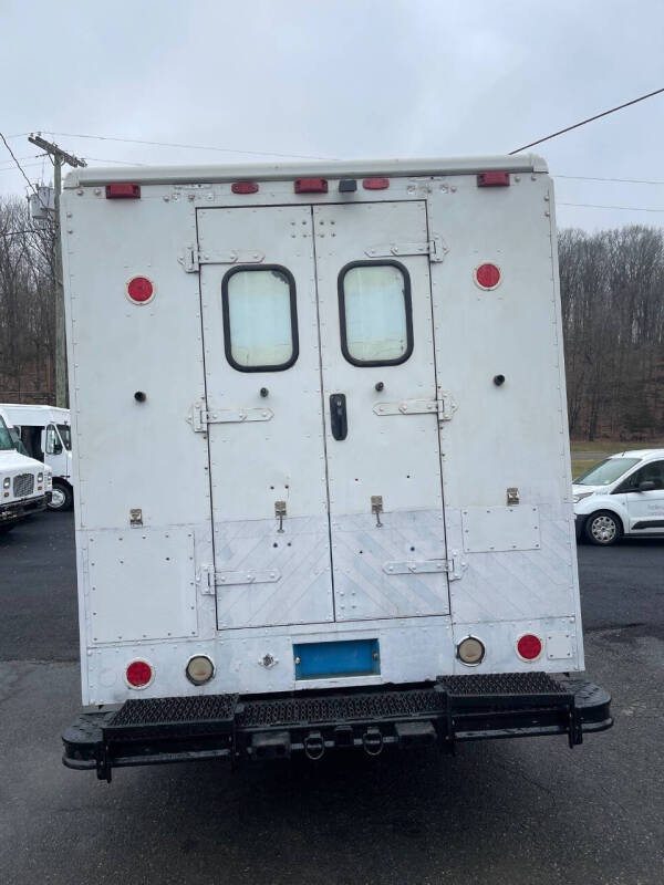 2010 Freightliner MT45 Chassis