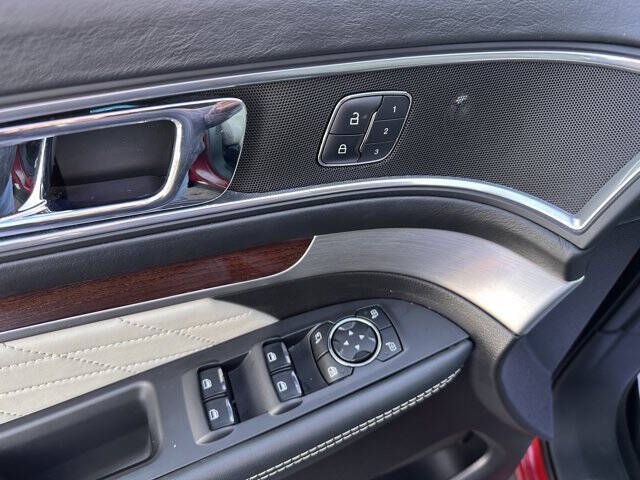 2017 Ford Explorer Platinum