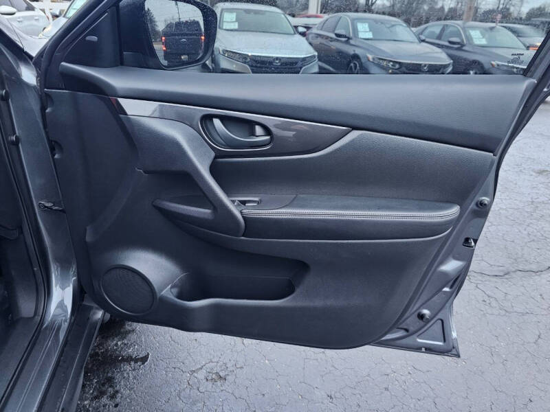2019 Nissan Rogue S