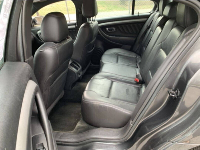 2016 Ford Taurus SEL