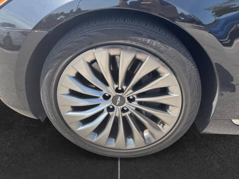 2019 Genesis G90