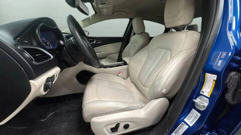 2015 Chrysler 200 C