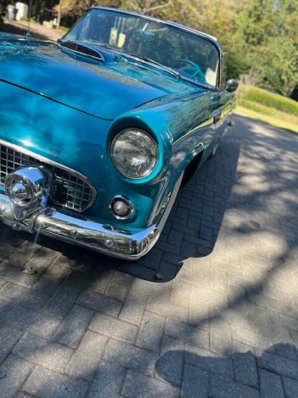 1956 Ford Thunderbird