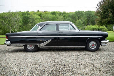 1955 Lincoln Capri