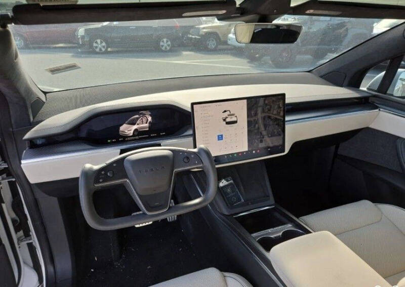 2022 Tesla Model X Plaid