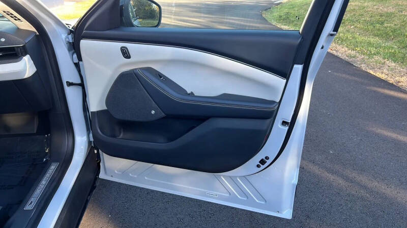 2021 Ford Mustang Mach-E Premium First Edition