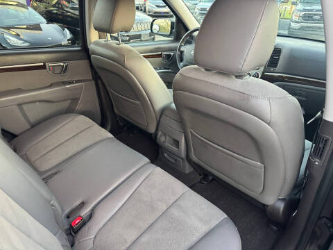 2011 Hyundai Santa Fe SE