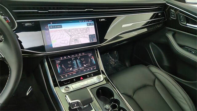 2024 Audi Q8 quattro Prestige 55 TFSI