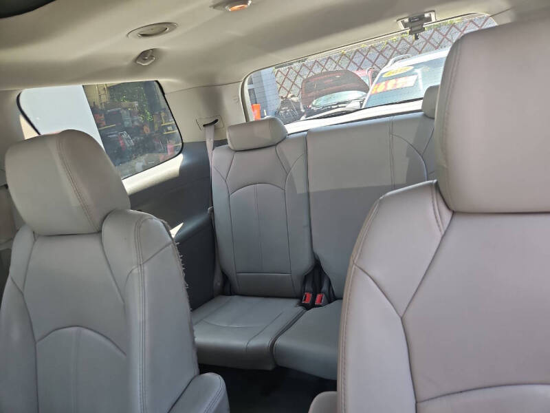 2013 GMC Acadia SLT-1