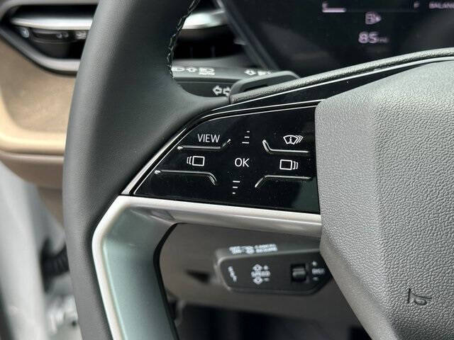 2025 Audi Q5 quattro Premium Plus TFSI