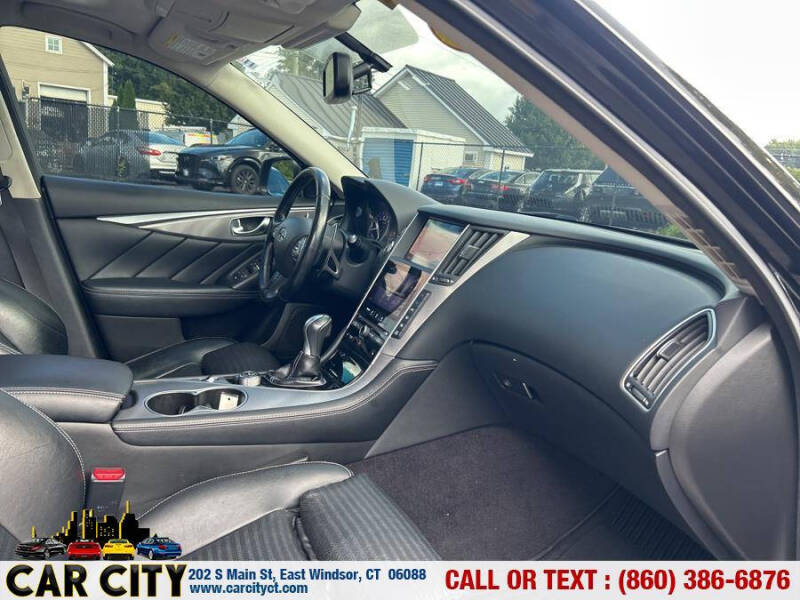 2015 Infiniti Q50 Premium