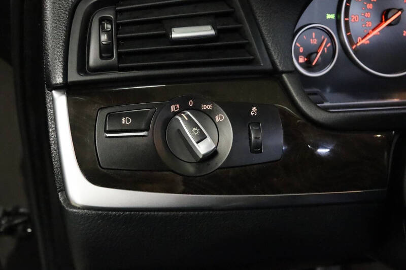 2016 BMW 5 Series 528i xDrive