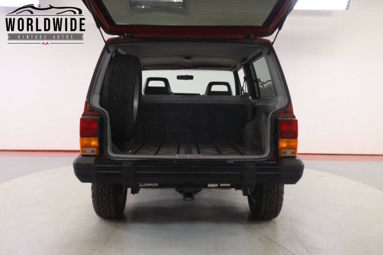 1988 Jeep Cherokee Chief