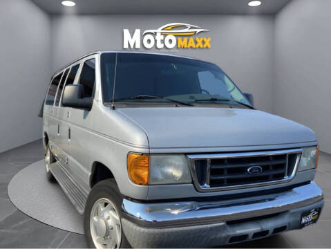 2005 Ford E-Series E-350 SD XLT