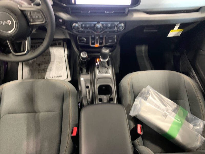 2026 Jeep Gladiator Sport S