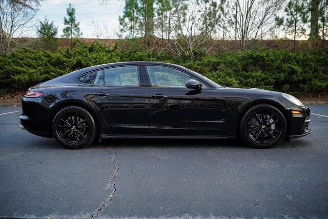 2018 Porsche Panamera 4