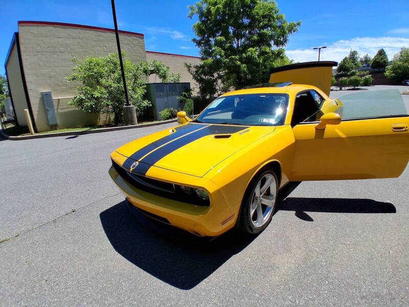 2010 Dodge Challenger SRT8