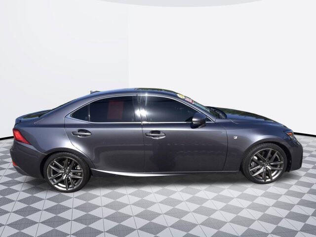 2017 Lexus IS 200t