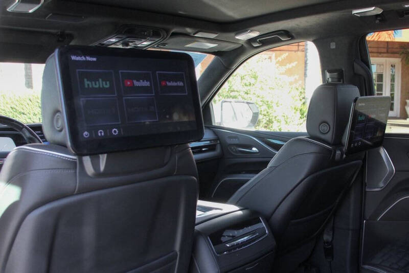 2023 Cadillac Escalade Sport Platinum