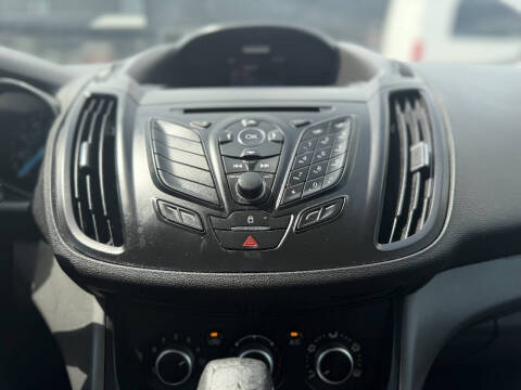 2016 Ford Escape S