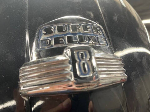 1948 Ford Super Deluxe