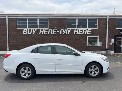 2013 Chevrolet Malibu for sale at Kar Mart in Milan IL