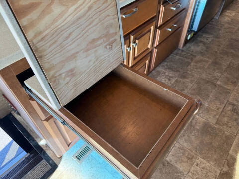 2012 Freightliner XCS Chassis