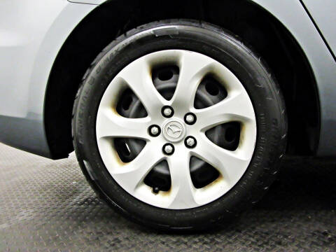 2013 Mazda MAZDA3 i SV