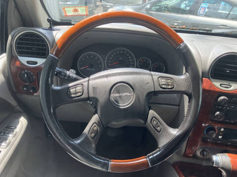 2006 GMC Envoy XL Denali