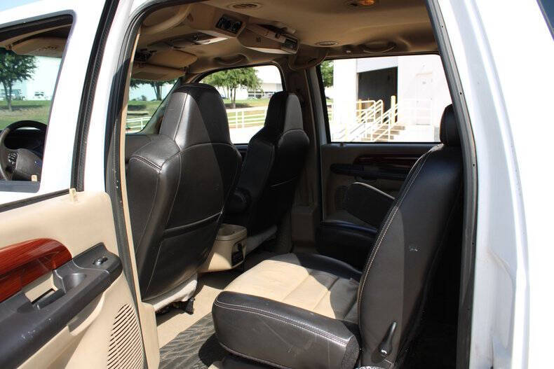 2005 Ford Excursion Eddie Bauer