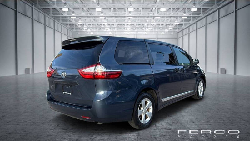 2017 Toyota Sienna L 7-Passenger