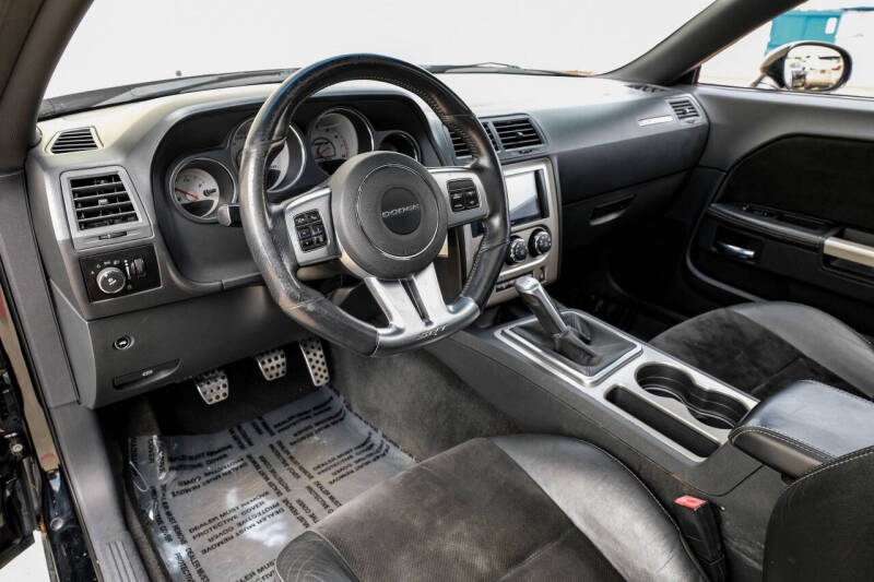 2012 Dodge Challenger SRT8 392