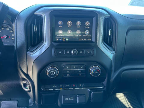 2022 Chevrolet Silverado 1500 Custom