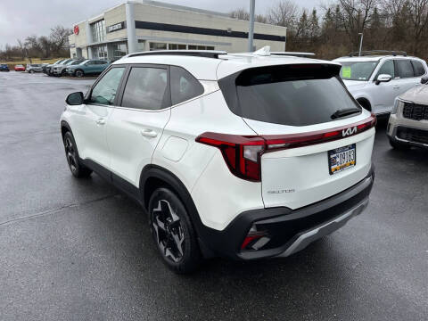 2024 Kia Seltos EX