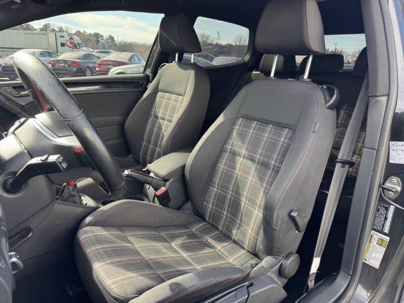 2013 Volkswagen GTI Base PZEV