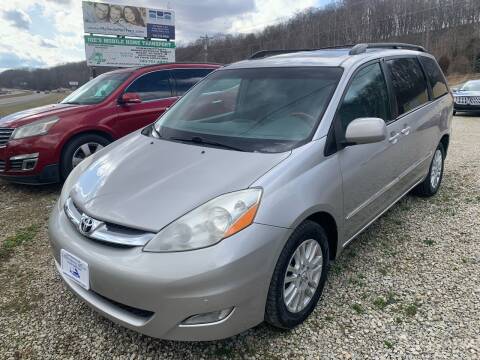 2008 Toyota Sienna for sale at Court House Cars, LLC in Chillicothe OH