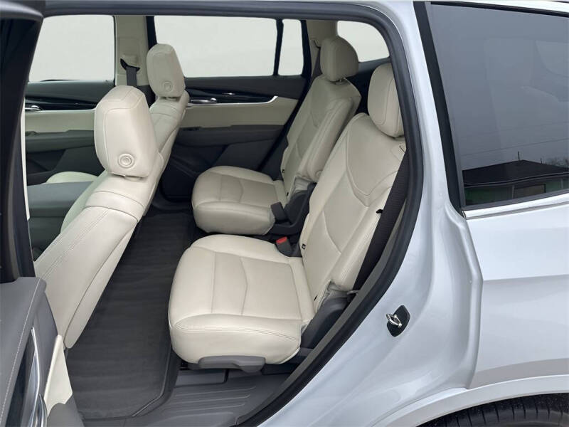 2023 Cadillac XT6 Premium Luxury