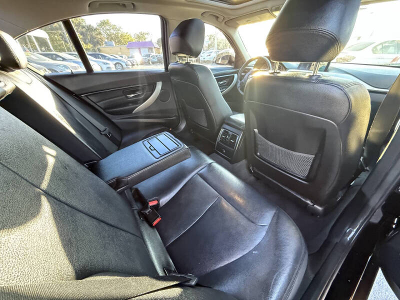 2017 BMW 3 Series 320i