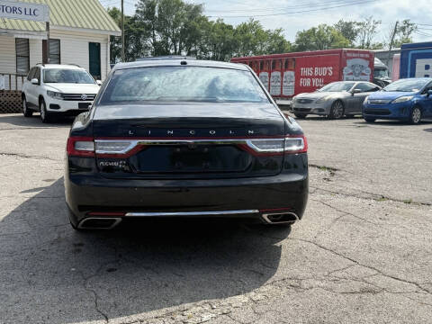 2017 Lincoln Continental Premiere