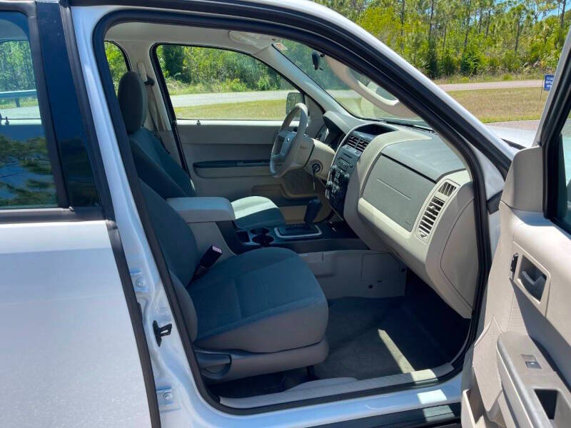 2009 Ford Escape XLS