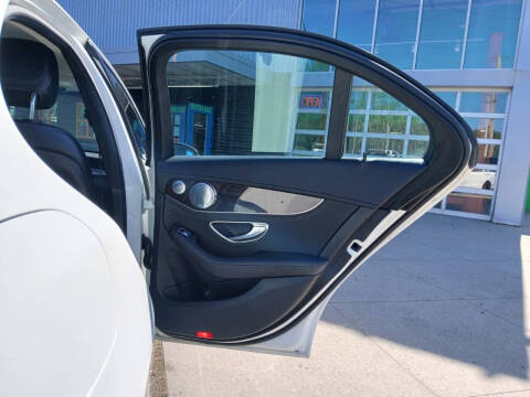 2015 Mercedes-Benz C-Class C 300