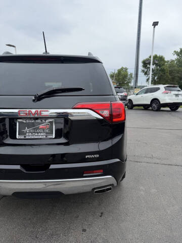 2017 GMC Acadia Denali